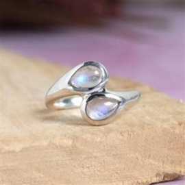    Buy Sterling Silver Moonstone Jewelry by Akrati Jewels INC