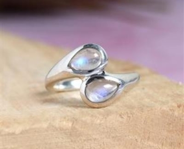    Buy Sterling Silver Moonstone Jewelry by Akrati Jewels INC