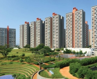 The Rise of Modern Living: Iconic Real Estate Developments Shaping Urban Skylines - Pune Realty
